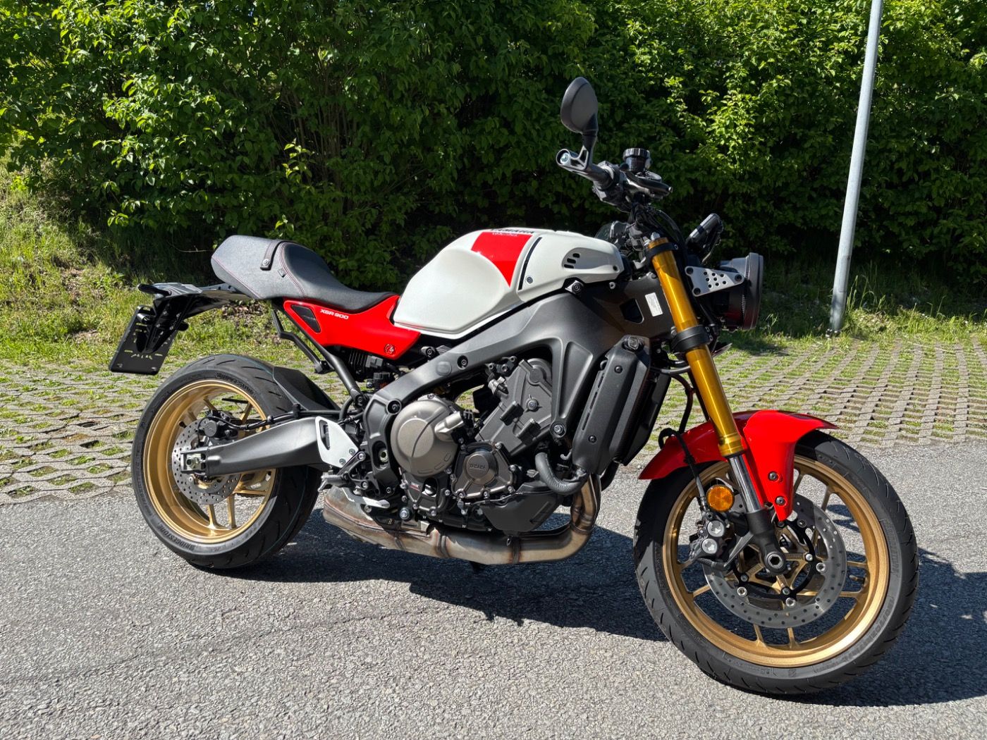 Fahrzeugabbildung Yamaha XSR 900 Modell 2024