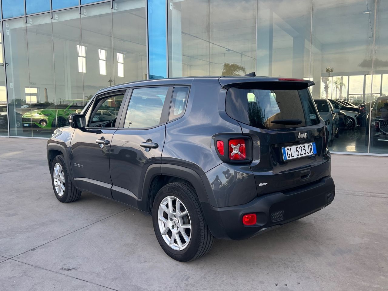 Jeep Renegade 1.0 T3 Limited - possibilità noleg imagem 3