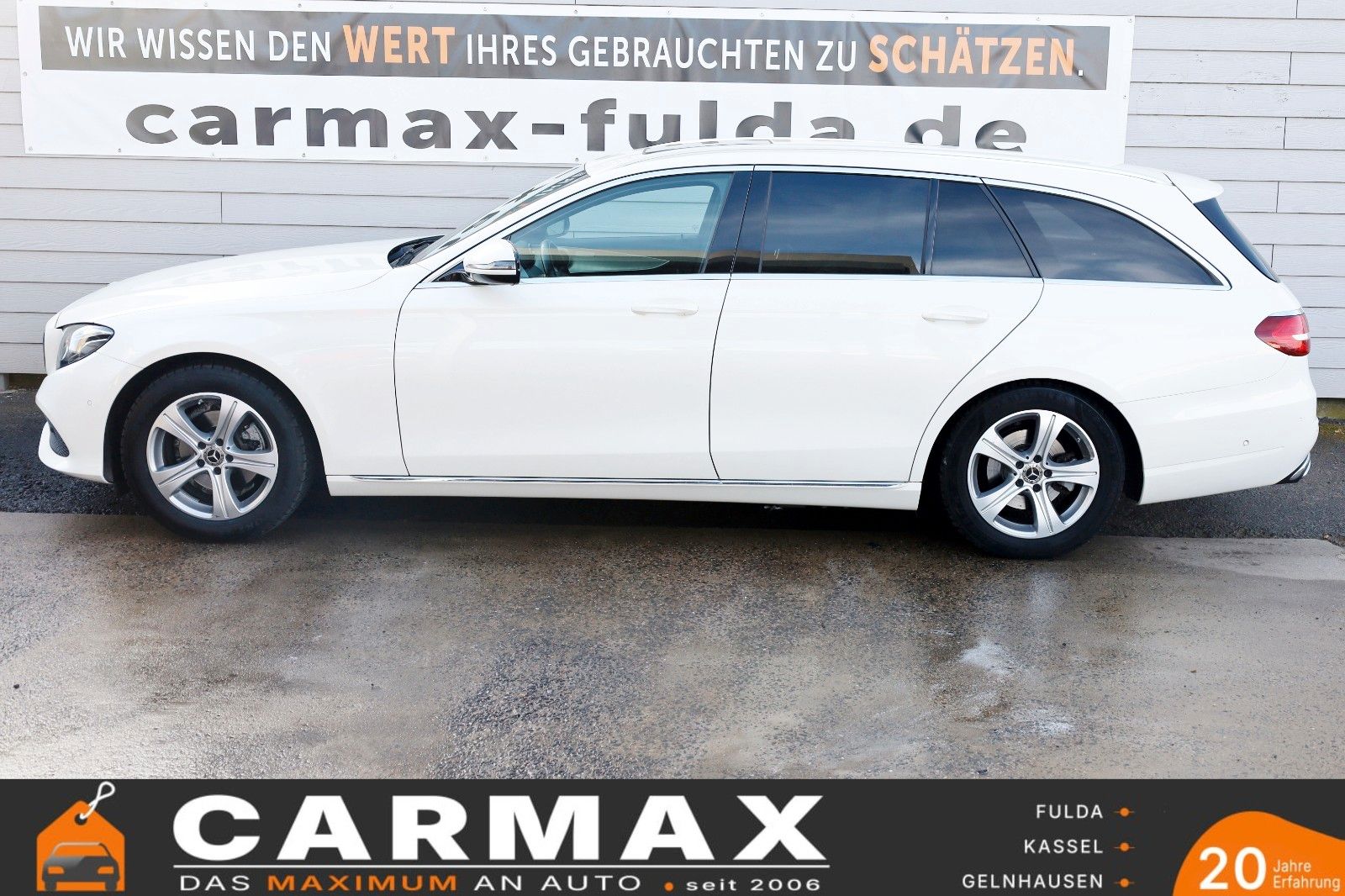 Fahrzeugabbildung Mercedes-Benz E 220d T T.Leder,Navi,LED,SD,Kamera,SH,PDC,SR+WR