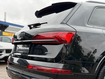 Audi Q7 - 9