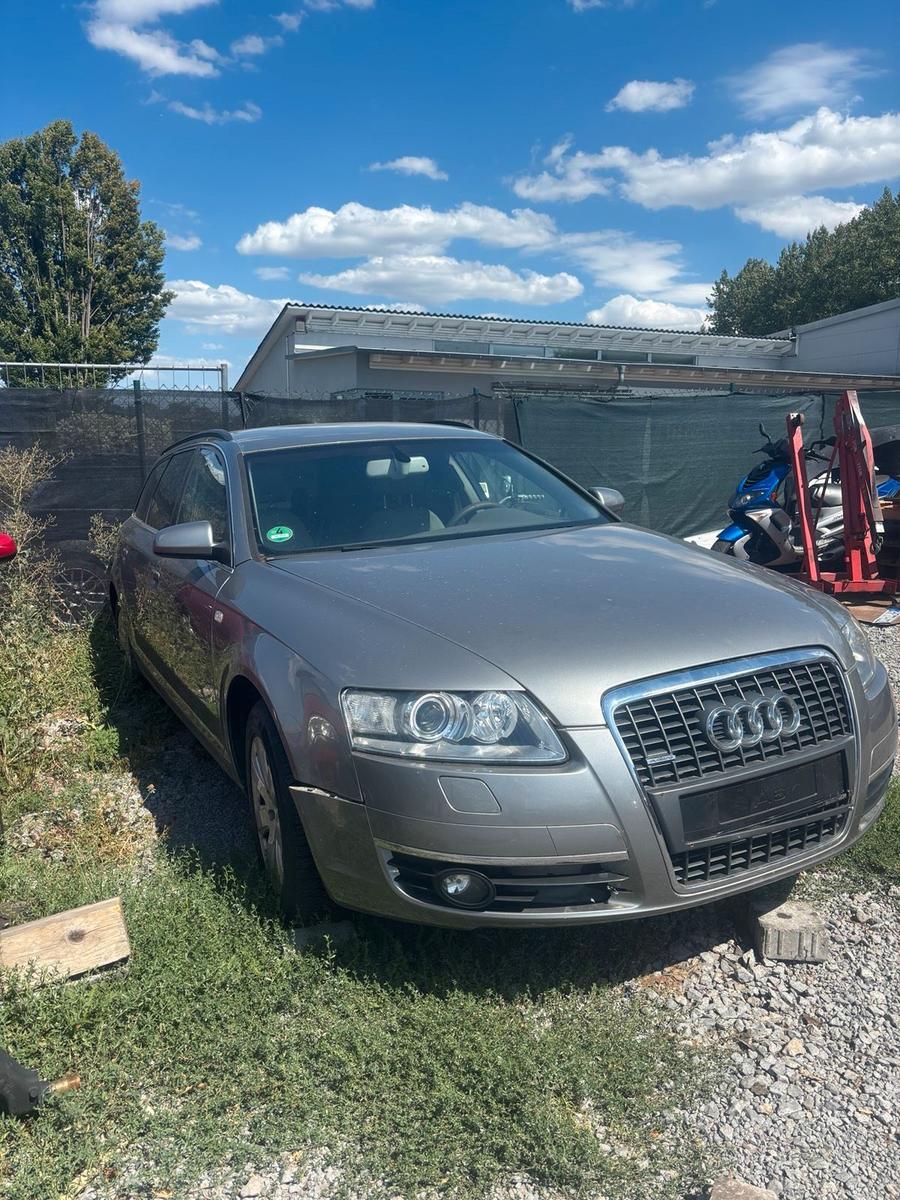 Audi A6 2005 — engine 224 HP (165kW)