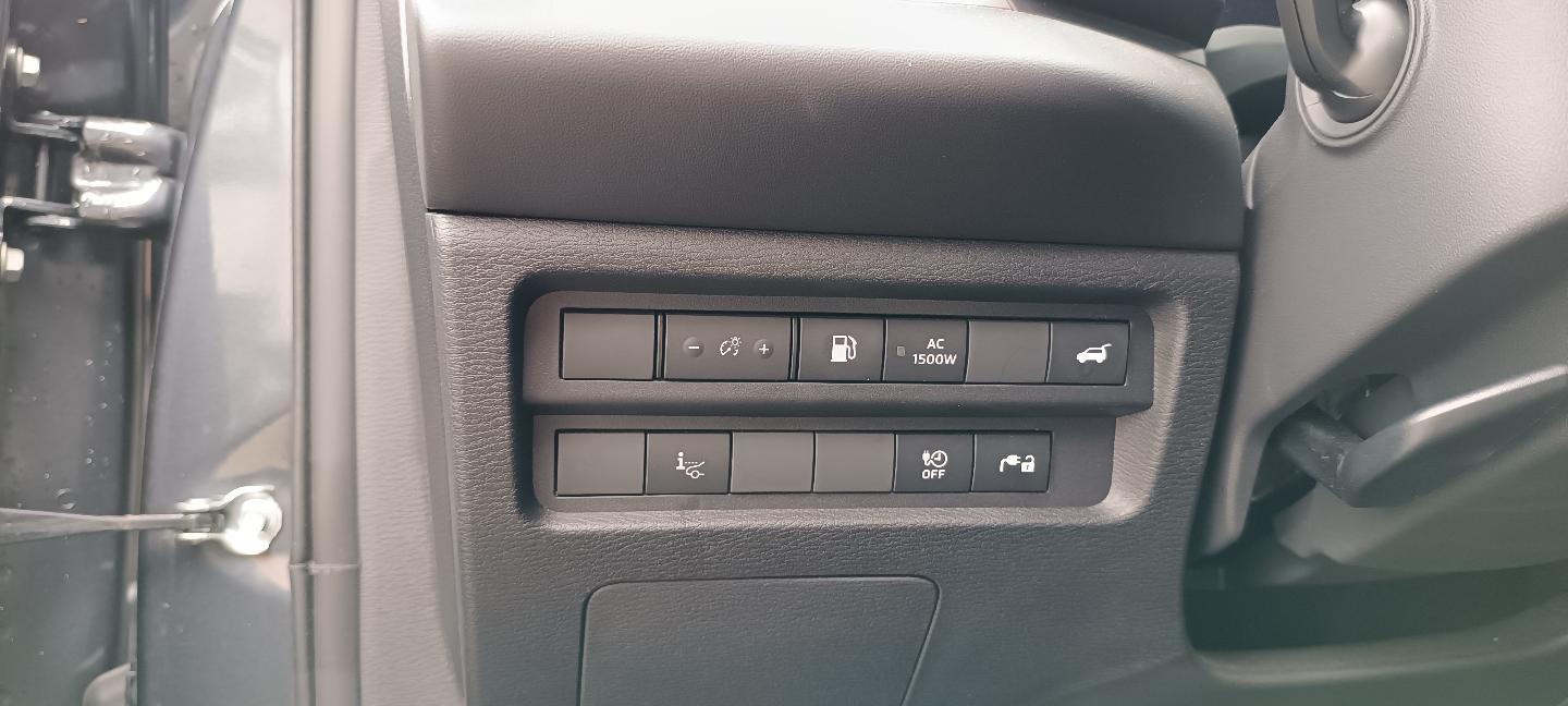 Mitsubishi Outlander 2.4L PHEV TOP 2-Farb