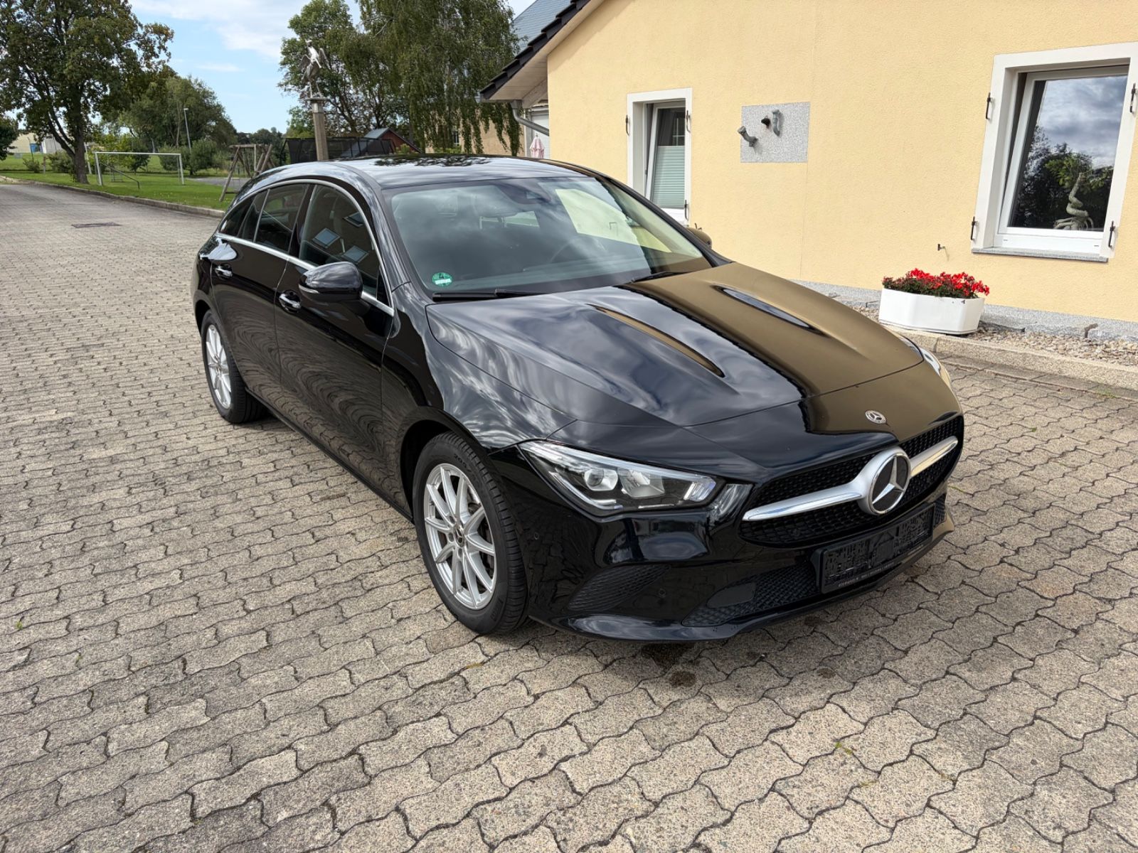 Mercedes Mercedes-Benz CLA Shooting Brake CLA 200 d Busines