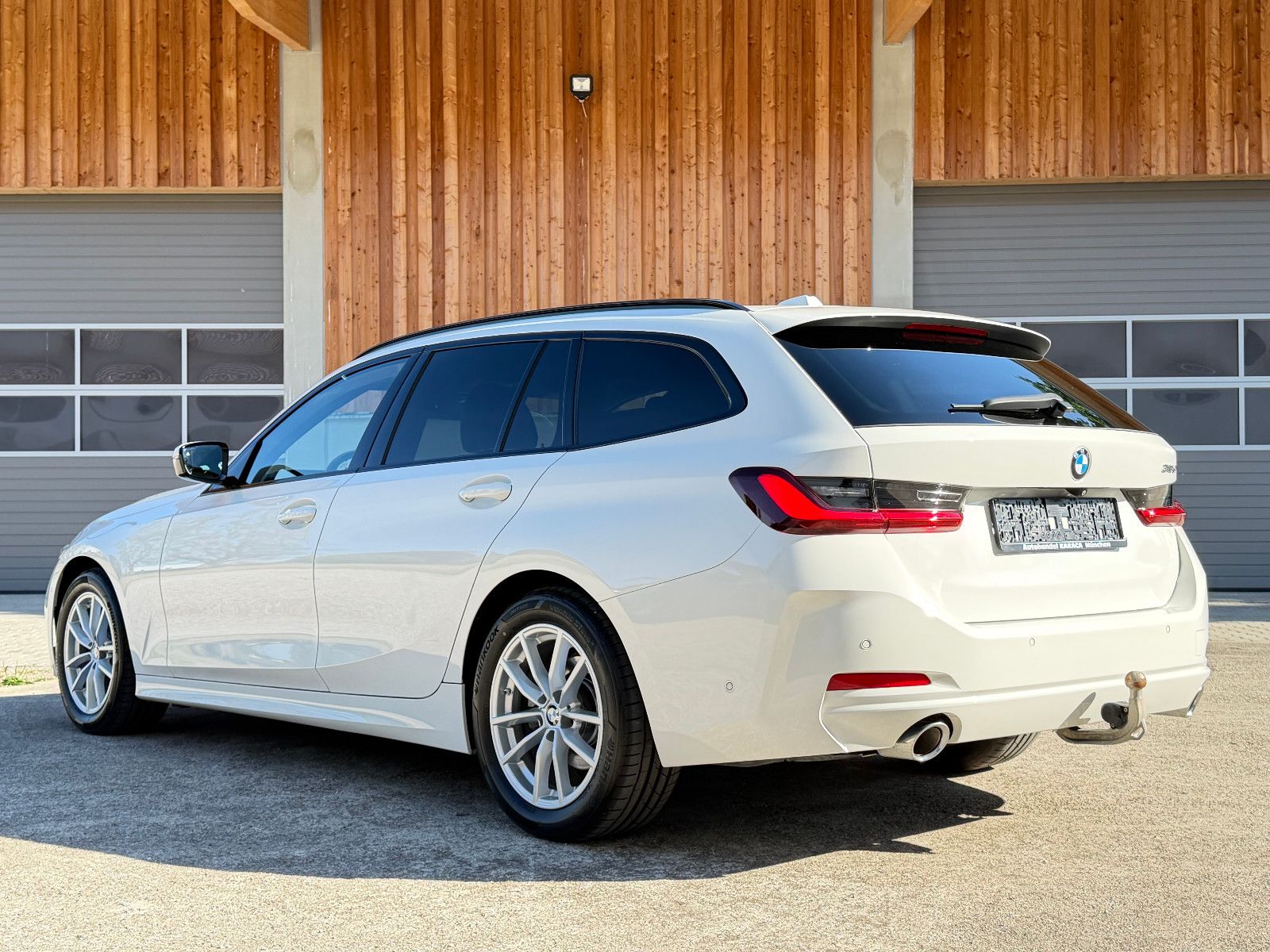 BMW 318d Touring Aut. RFK HeadUp ACC AHK 1.Hand foto 5