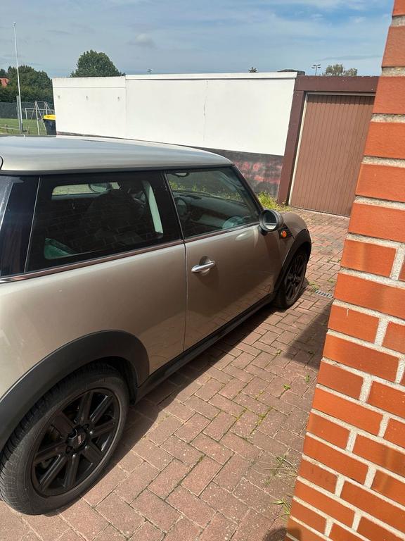 MINI Cooper D