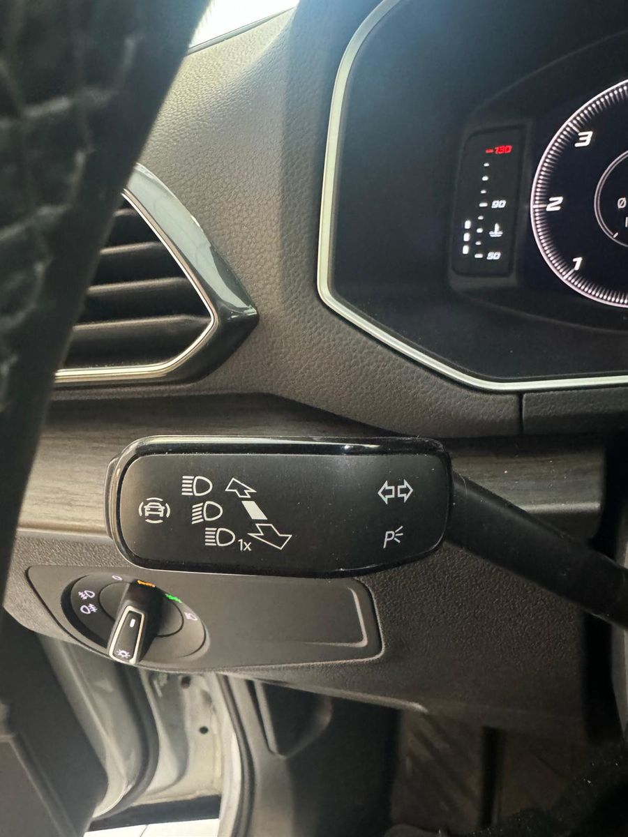 Fahrzeugabbildung SEAT Tarraco Xcellence 4Drive / NAVI/KLIMA/PANORAMA