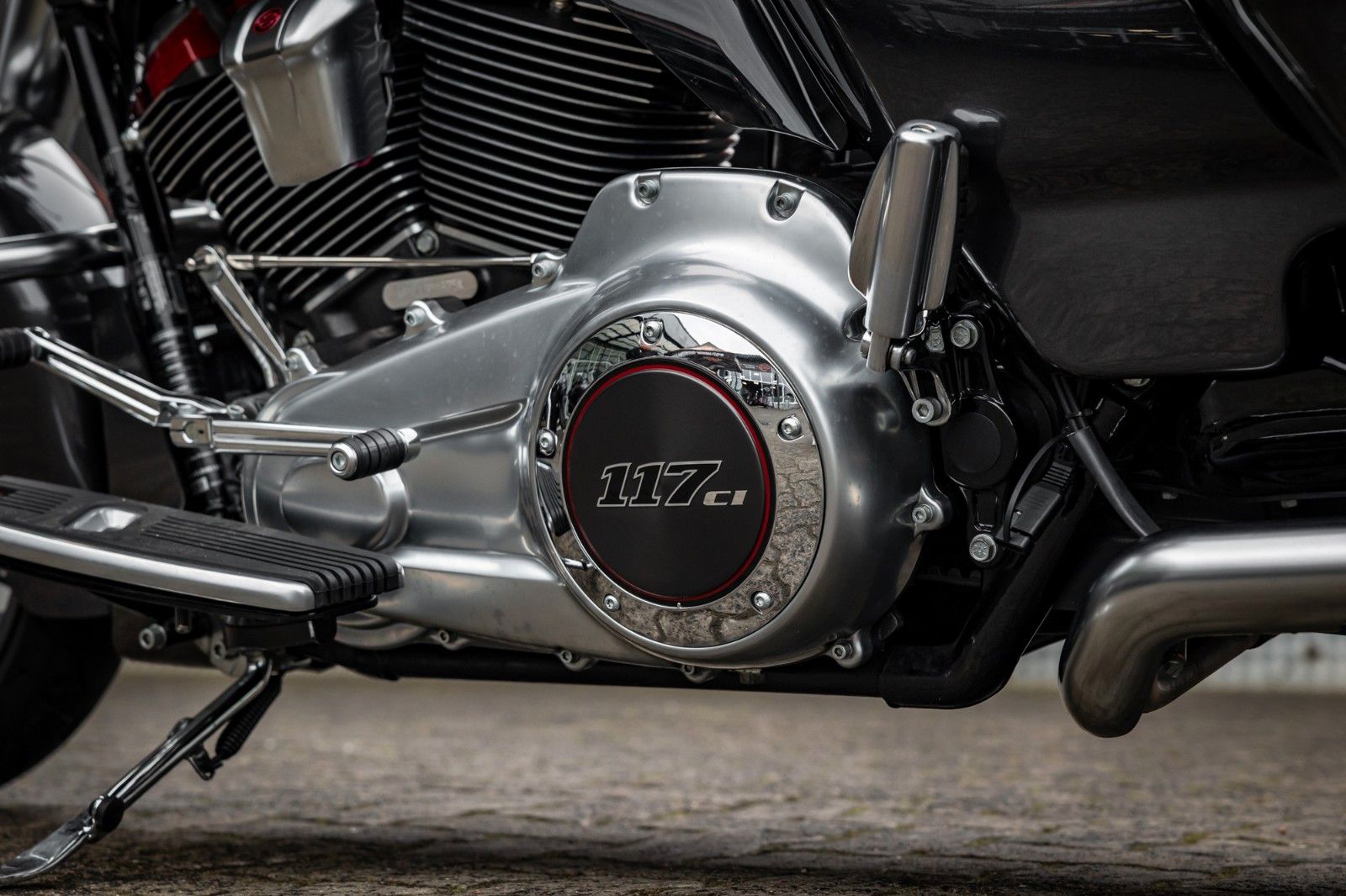 Fahrzeugabbildung Harley-Davidson FLHXSE CVO Street Glide 117 Cui - JEKILL & HYDE