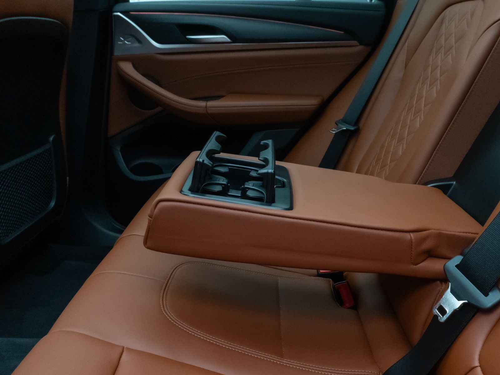 Fahrzeugabbildung BMW X3 xD30i M Sport Panorama Laser Kamera HUD HiFi