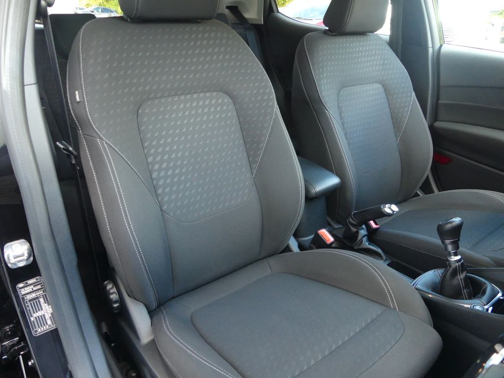 FORD Fiesta Titanium FORD Fiesta Titanium