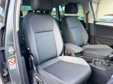 Volkswagen Tiguan - 12