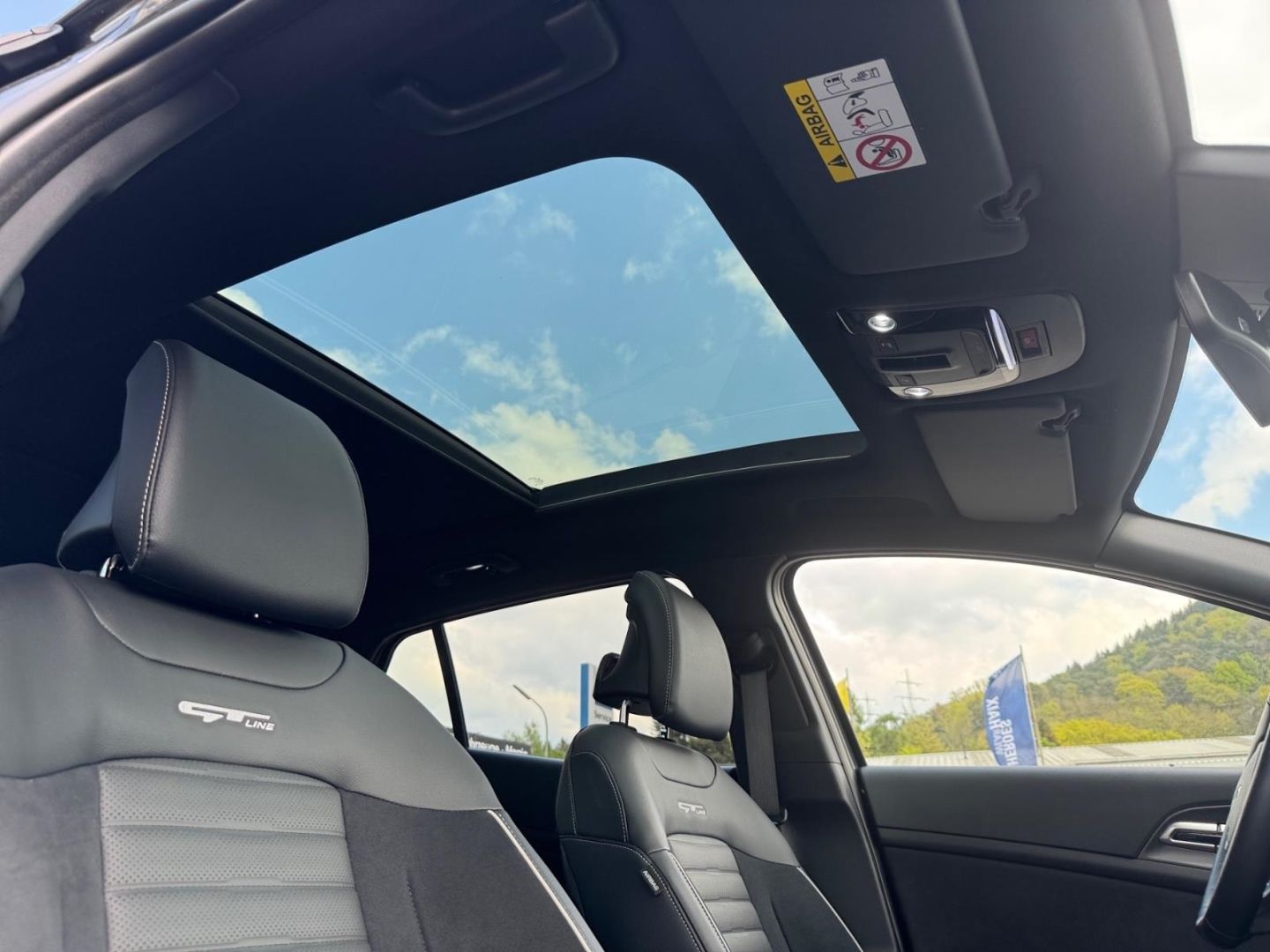 Fahrzeugabbildung Kia Sportage (NQ5) GT-Line Plug-in Hybrid 4WD Panora