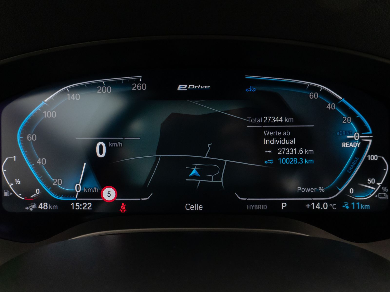 Fahrzeugabbildung BMW 520e Kamera DAB Sport Klima-4Zonen Alarm ParkAss