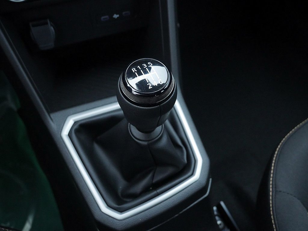 Fahrzeugabbildung Dacia Sandero Stepway Expression TCe 110 FACELIFT 2026