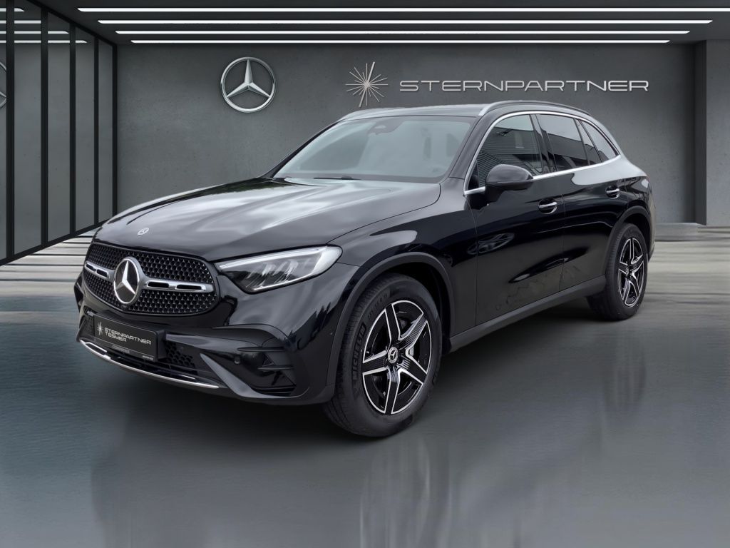 MERCEDES-BENZ GLC 200 4M AMG+MBUX+DISTRONIC+TOTW+AMBIENTE+AHK