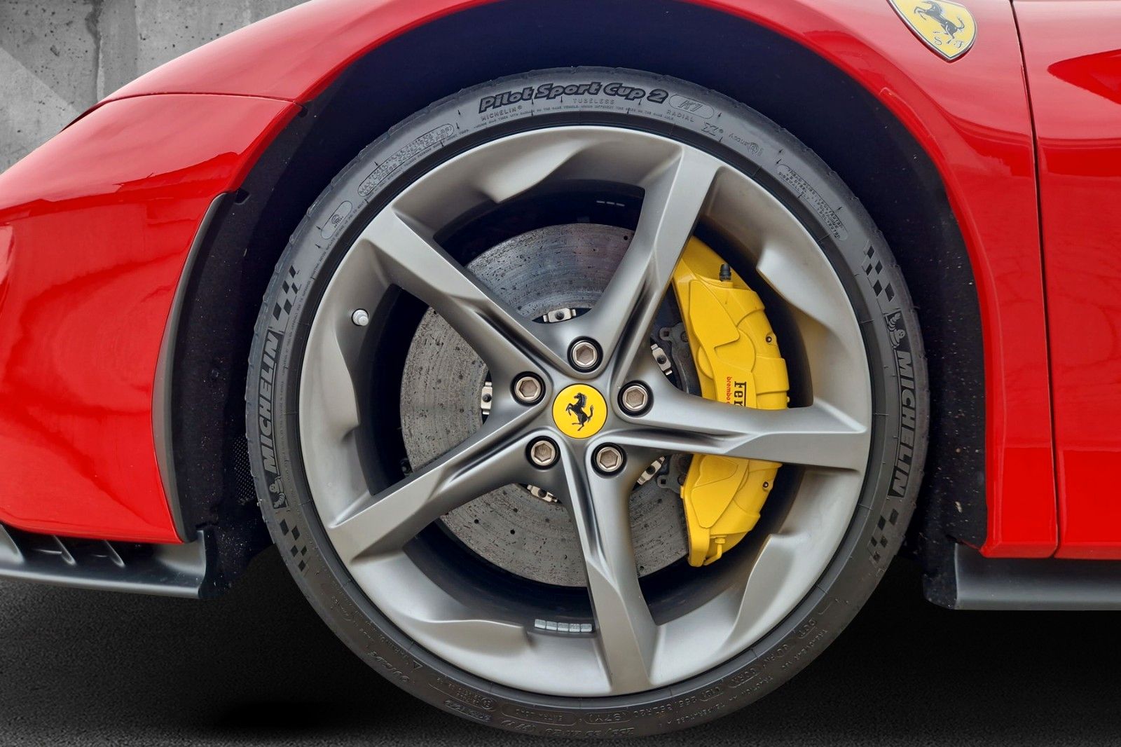 Fahrzeugabbildung Ferrari SF90 Stradale*1.Hd*dt.Auto*Two-Tone*LED*Karbon