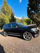 Mercedes-Benz Mercedes Benz GLK     1 . Hand - : Mercedes Glk