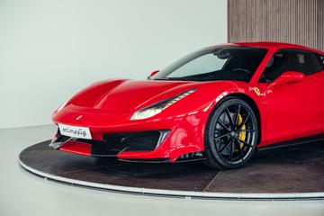 صورة 10 لـ 2020 Ferrari 488 PISTA