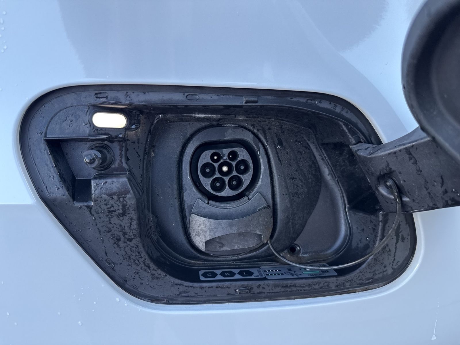 ID.3 Pro, LED, Dach Kontrastfarbe, Connect Plus,