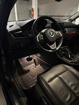 BMW 218xd Gran Tourer Luxury Line - BMW 218 Gran Tourer Gebrauchtwagen in München