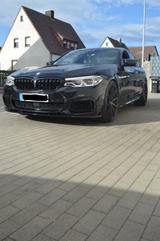 BMW M550i xDrive Kraft trifft Komfort Garantie 04/26 - BMW 550: 550i Xdrive