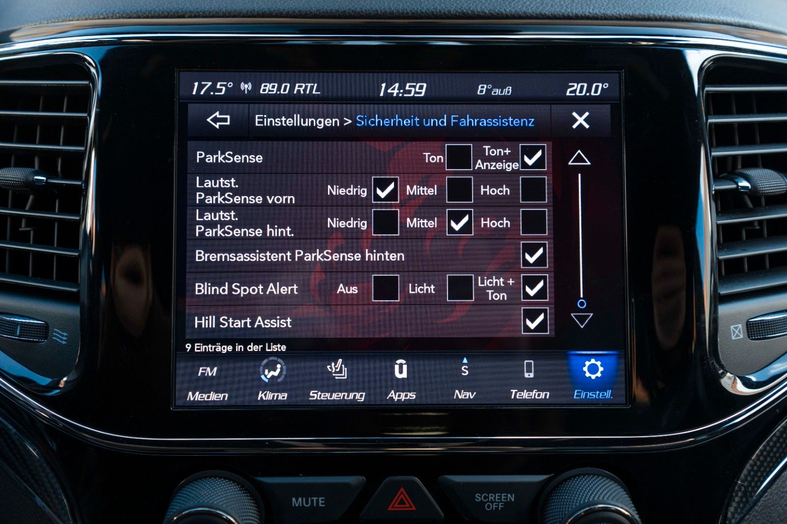 Fahrzeugabbildung Jeep Grand Cherokee 6.4l V8 HEMI SRT LPG ACC KAM