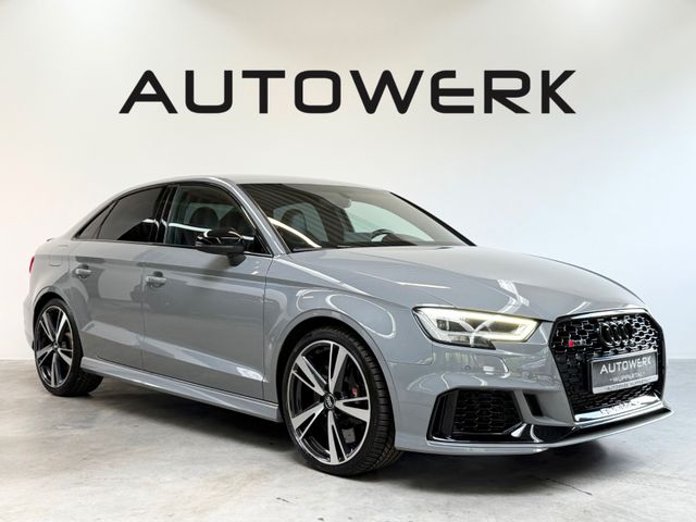 Audi RS3 Lim. 2.5 TFSI quattro*SCHALENSITZE*B&O*