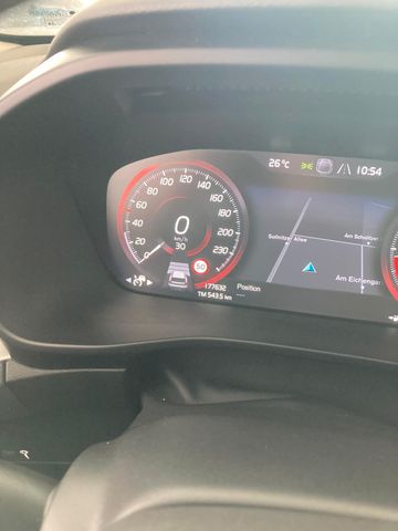 XC 40 D3 Momentum Pro AWD