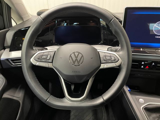 Golf VIII Life 1.5 TSI LED RFK ACC