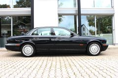 JAGUAR XJ V8 Super/ 2. HAND/ DE/ SCHIEBEDACH/ SITZHZG. JAGUAR XJ V8 Super/ 2. HAND/ DE/ SCHIEBEDACH/ SITZHZG.