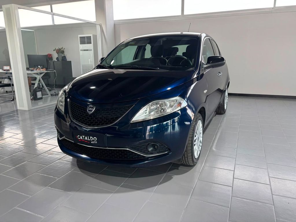 Image of Lancia Ypsilon