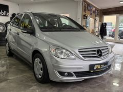 Fahrzeugabbildung Mercedes-Benz B 170 / Automatik Klimaanlage