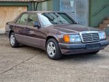 Mercedes-Benz W124 320 Limousine wenig KM