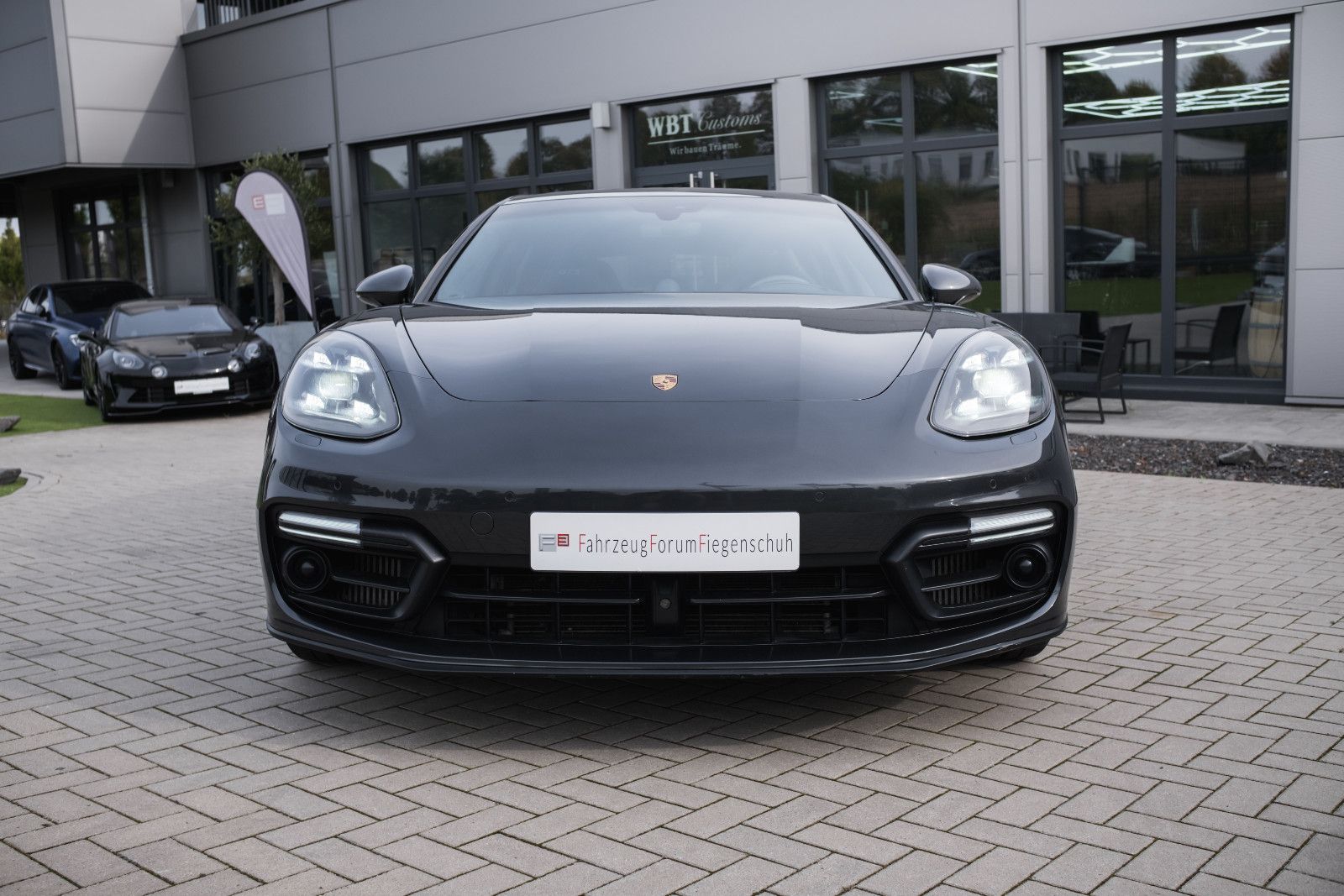Fahrzeugabbildung Porsche Panamera Sport Turismo GTS-BOSE-Approved