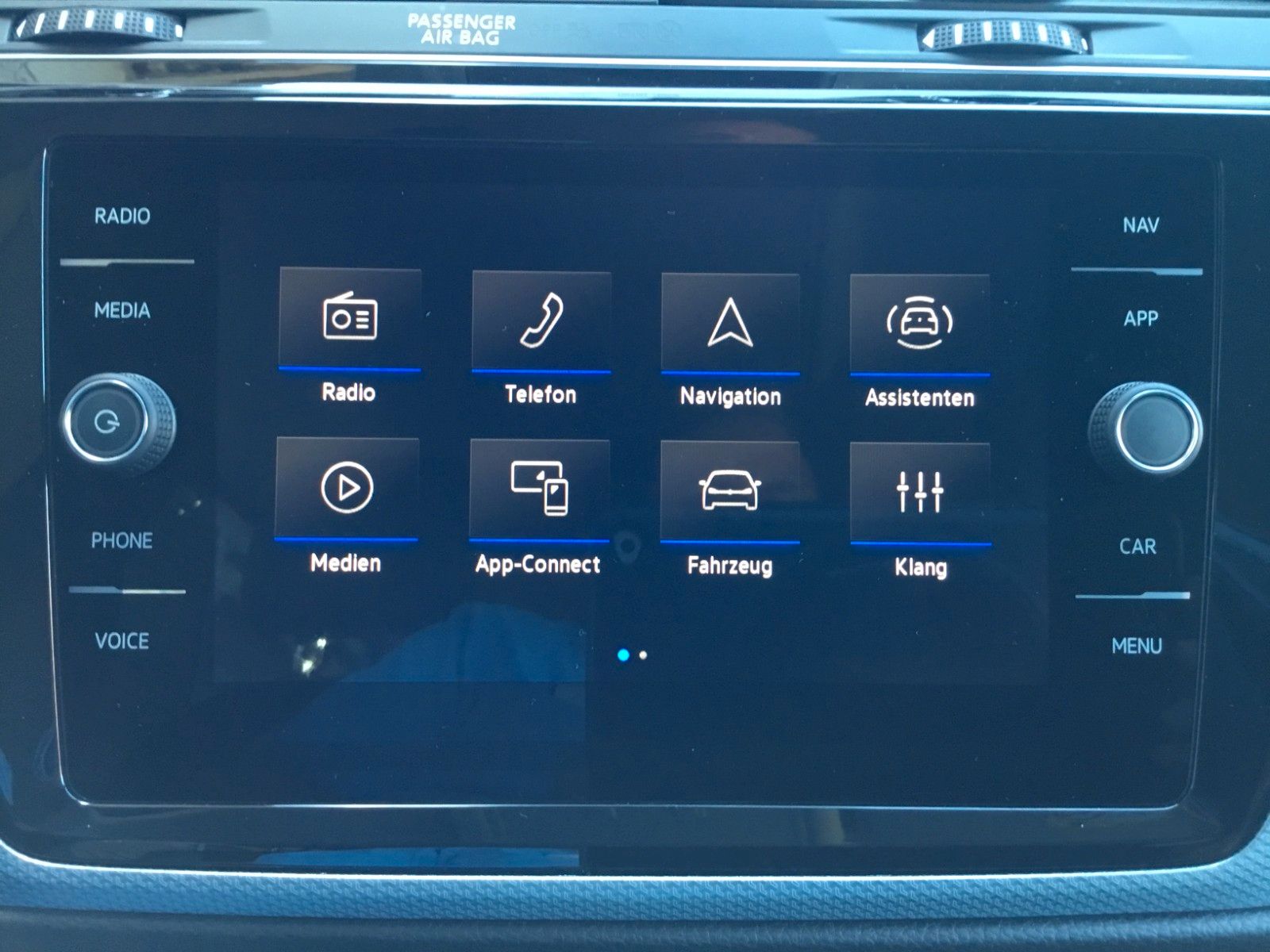 Fahrzeugabbildung Volkswagen Touran 1.5 TSI DSG Goal+LED+AHK+7Sitzer+Kamera