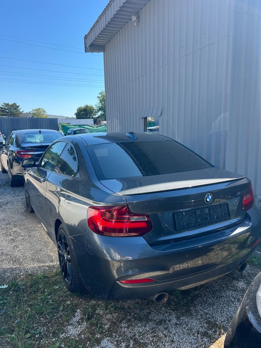 BMW M235 I COUPE M PERFORMANCE / NAVIPROF / LED / HIFI / 18 | 326 ch | BVA | PACK SPORT | VOLANT EN CUIR