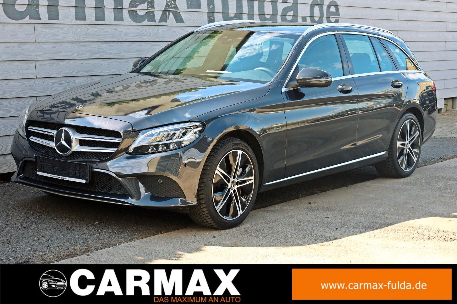 Fahrzeugabbildung Mercedes-Benz C 300e T Avantgarde Leder,Navi,LED,Kamera,SH,PDC