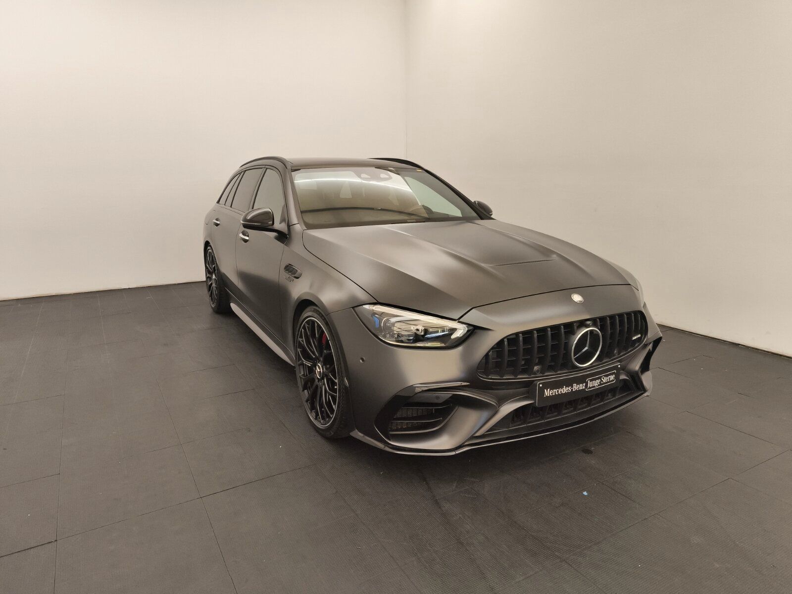 Mercedes-Benz C 63 T S E Magno Drivers Pano AHK Aero Burmester imagem 3