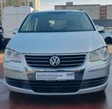 Volkswagen Touran United TÜV NEU AUTOMATIK 7 SITZER - Volkswagen Touran aus 2009: United