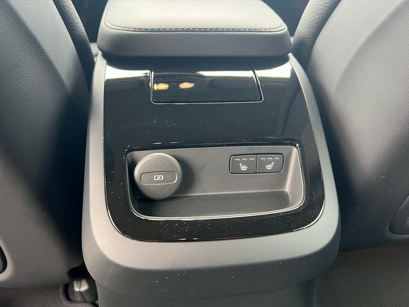 Volvo V60 Plus Bright Recharge Plug-In Hybrid AWD foto 13