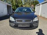 Ford Focus 1.6 Automatik | 100 PS | TÜV 05/2028  - Ford Focus aus 2007 mit Benzin-Antrieb: Limousine