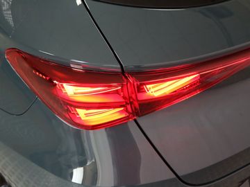 Cupra Leon Sportstourer 1.5 AHK Kamera elek. Sitz