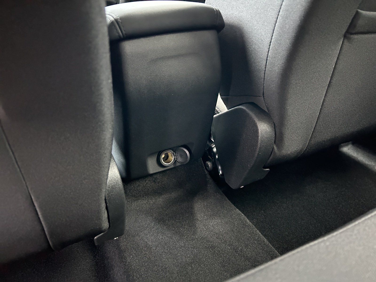 Fahrzeugabbildung Ford Focus Titanium Winter Pak. Assystens Paket. PDC