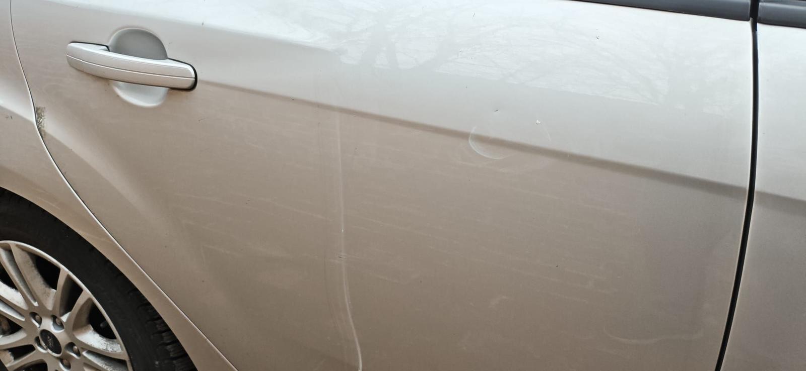 Ford Focus 2013 — photo 12