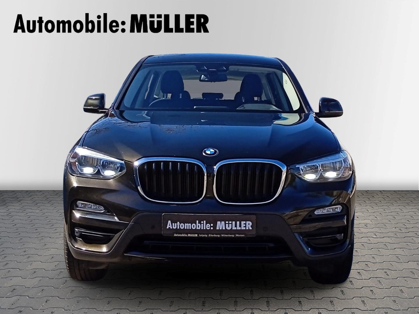 BMW X3 xDrive 20i Aut.+HEADUP+LKRDHZG+KEYLESS GO+