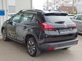 Peugeot 2008 Allure PureTech 110 Navi Leder Glasdach Kam - Peugeot 2008 Gebrauchtwagen in München