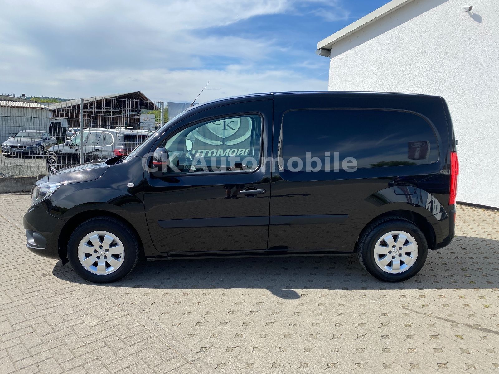 Fahrzeugabbildung Mercedes-Benz Citan 111 CDI Kasten Lang/Klima/Navi/Kamera/AHK