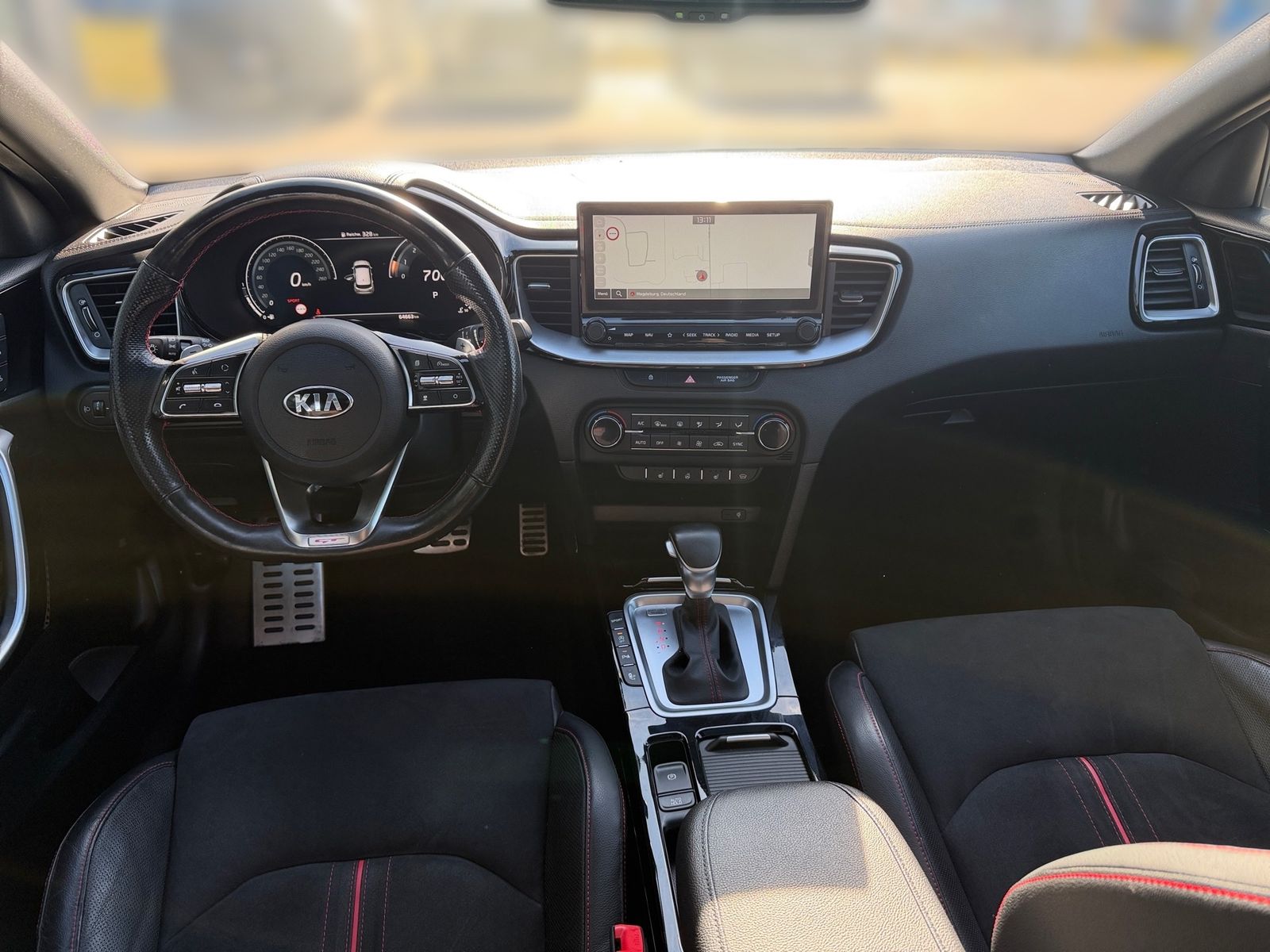 Fahrzeugabbildung Kia PROCEED 1.6T DCT7 GT NAV KOMF GD BASTUCK