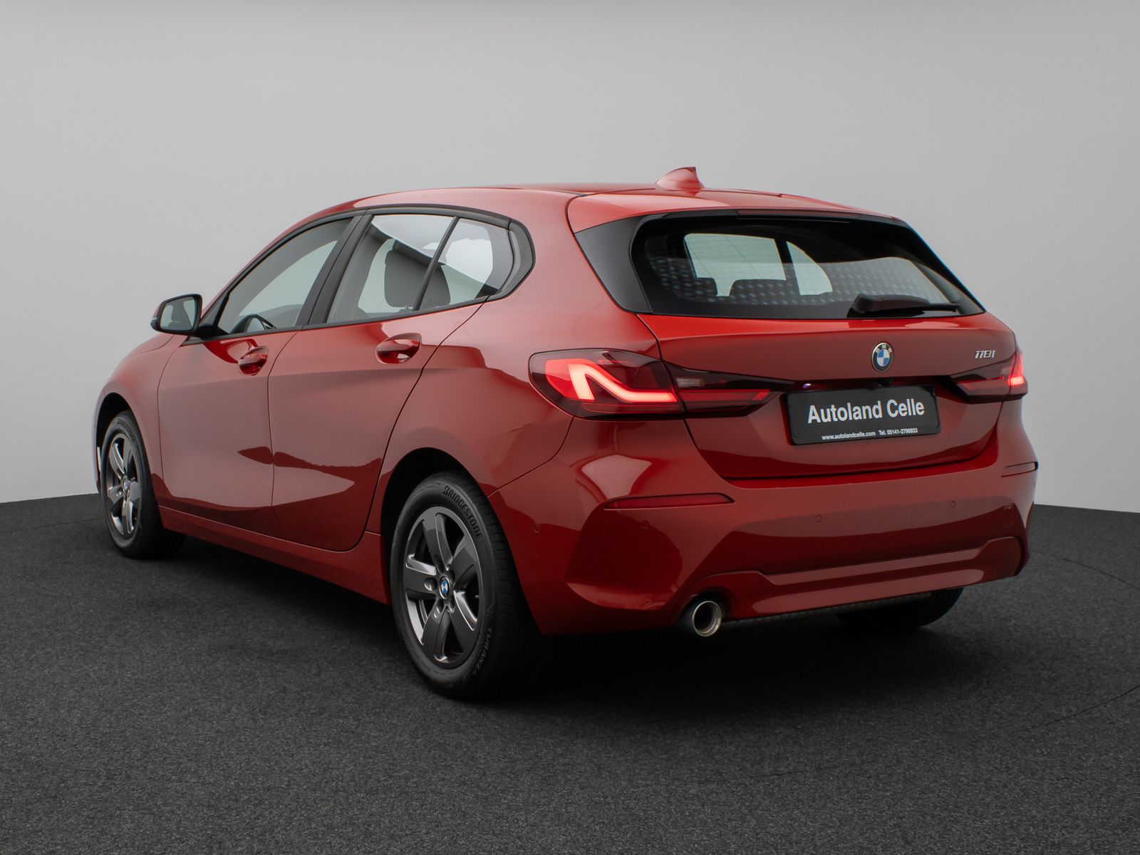 Fahrzeugabbildung BMW 118i GeschwindigReg Kamera DAB FernlichtAss LED