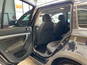 Skoda Octavia Combi Scout 4X4 *TÜV Neu*Xenon*