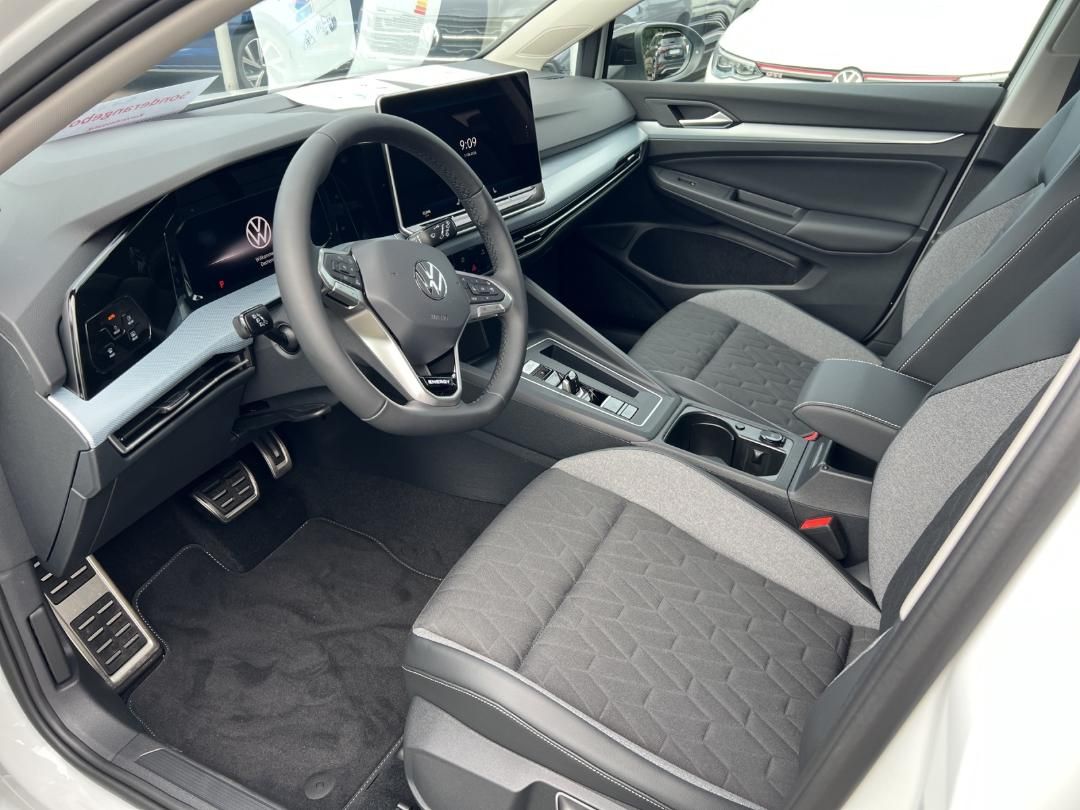 Fahrzeugabbildung Volkswagen Golf Life Energy,GJR,Climatronic,LM-Felgen ,App